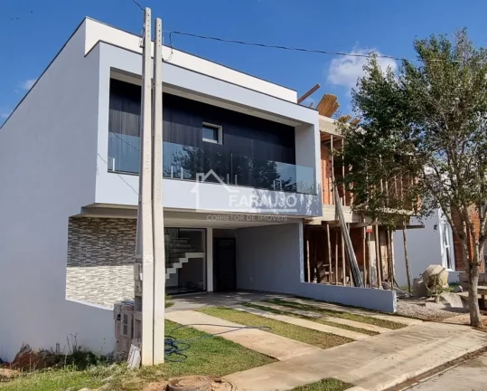 Casa em Condomínio à venda em Terras de São Francisco com 206m² 3 suítes, 4 vagas