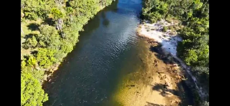 Imagem Um território de águas vivas no coração do Jalapão.