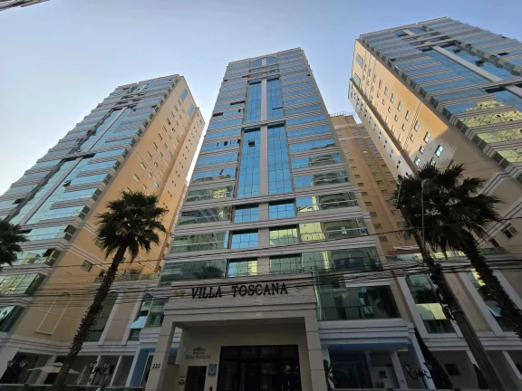 Imagem Apartamento com 3 dormitórios sendo 3 suítes e 2 vagas de garagem em Itapema/SC