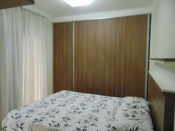 Imagem ASTÚRIAS - PERTINHO DO MAR, TOTALMENTE REFORMADO E DECORADO, 2 VAGAS, LAZER NO PRÉDIO.