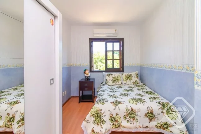 Imagem Sobrado com charme e praticidade na zona sul!

Essa casa estilo sobrado é perfeita para quem busca ...