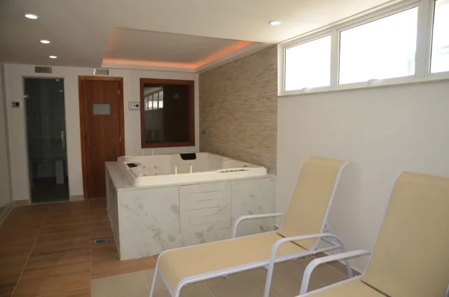 Imagem Apartamento para Venda em Rio de Janeiro, Madureira, 2 dormitórios, 1 suíte, 2 banheiros, 1 vaga
