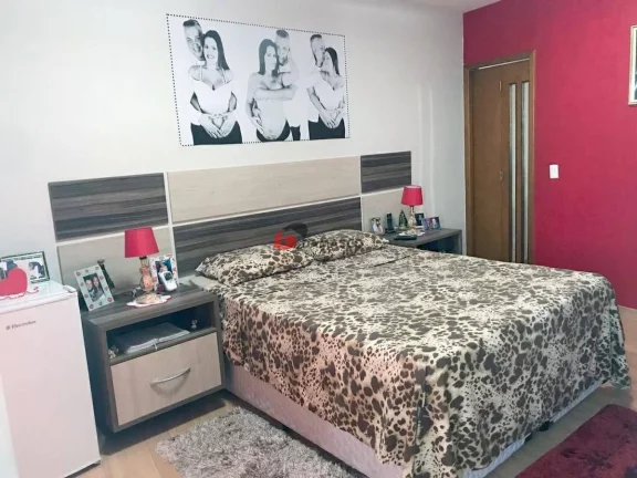 Imagem Sobrado à Venda 3 Quartos, 3 Suites, 6 Vagas, Nova Gerty, São Caetano do Sul - SP