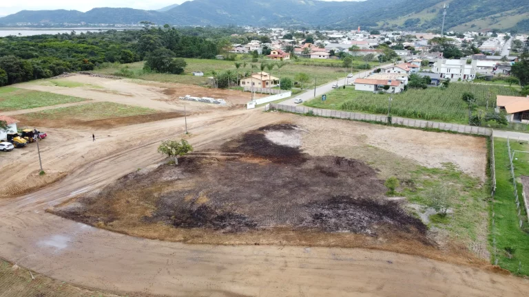 Imagem Terrenos à Venda no Parque Reserva da Lagoa - Loteamento Legalizado em Areias de Palhocinha, Garopaba-SC!