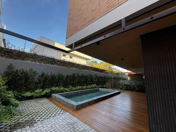 Imagem Apartamento com 4 dormitórios à venda sendo 4 suítes, 298.89 m² por - R$ 6.890.000,00 - Praia do Estaleiro - Bal. Camboriú/SC
