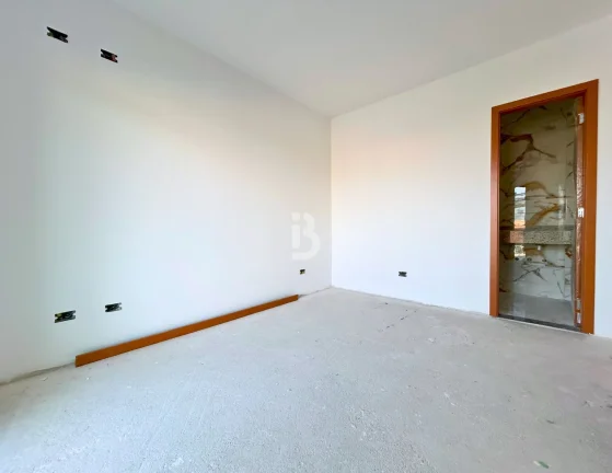 Imagem Sobrado com 3 quartos 1 suíte a venda em Araucaria - Perto do Centro