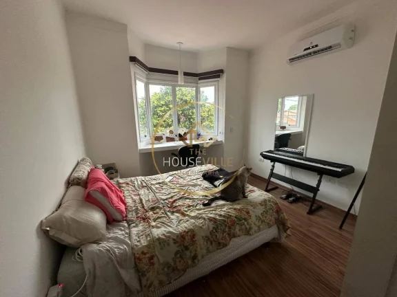 Imagem Casa Sobrado, 3 dormitórios (1 suíte), 280m², Bosque dos Eucaliptos, Sjc.