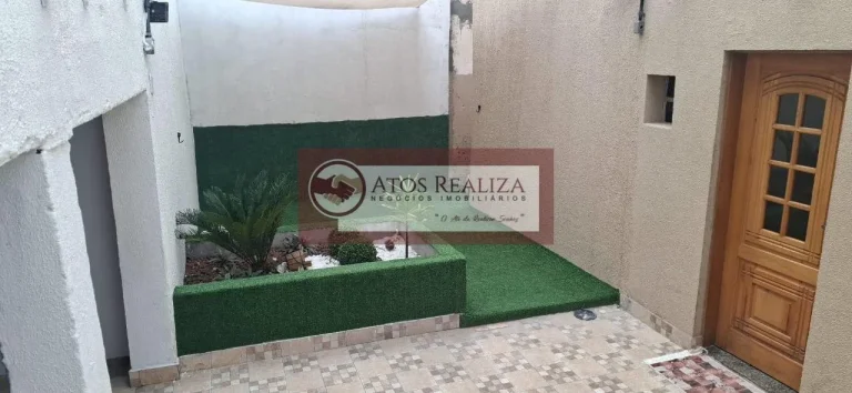 Imagem VENDO 2 SOBRADOS COM 5 DORMITÓRIOS, ESCRITÓRIO, ÁREA GOURMET, COZINHA COM ILHA CENTRAL E PLANEJADOS, AO LADO DO METRO JABAQUARA. TERRENO 300m2.