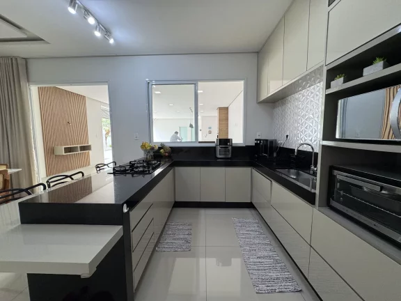 Imagem Casa à Venda no Alto dos Caiçaras – 3 Quartos, Suíte Master e Área Gourmet