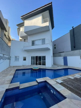 Imagem Casa com 3 Suítes no Condomínio Ecopark