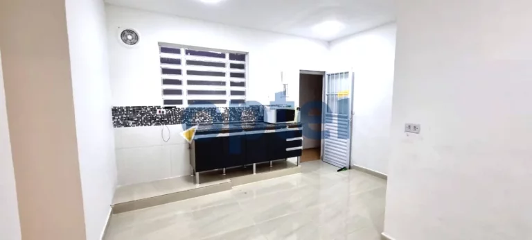 Imagem CASA TERREA COM 148,48 M², 3 DORMITÓRIOS,SALA DOIS AMBIENTE, 2 BANHEIROS,1 EDICULA COM 1 SUITE.