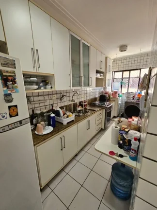 Imagem Apartamento à venda no Stiep, Salvador-BA: 3 quartos, 1 suíte, 1 sala, 2 banheiros, 1 vaga e 70m². Confira!