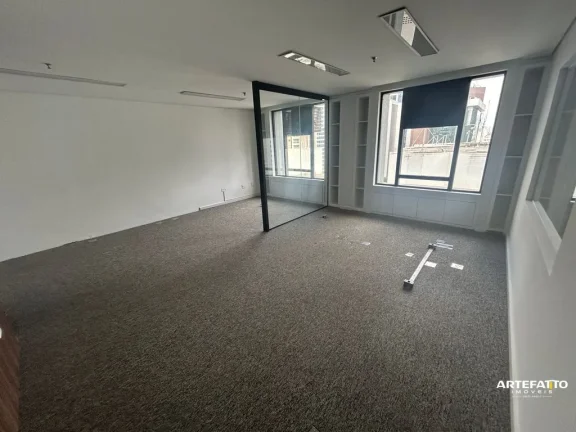 Imagem Sala Comercial com privacidade (andar semi exclusivo)- Próximo a ponte Estaiada