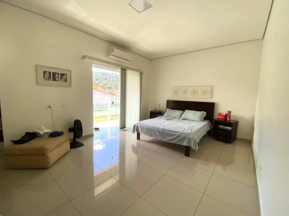 Imagem Lindo sobrado à venda no bairro Guaricana em Iguape - litoral