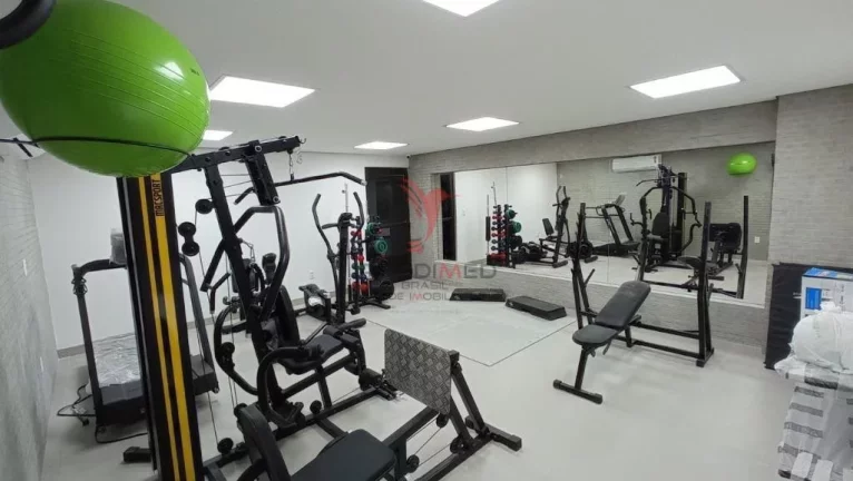 Imagem Vende-se apartamento na beira mar do Cabo Branco, varanda vista mar, 2 vagas de garagem