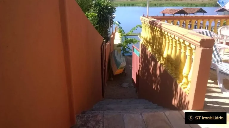 Imagem Casa de Campo em Atibaia/SP com Pé na Água p/ Financiamento - R$580.000!
