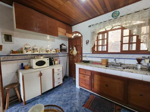 Imagem Casa para Venda em Teresópolis / RJ no bairro Albuquerque