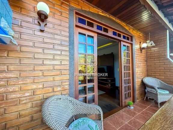 Imagem Casa com 4 dormitórios à venda, 128 m² por R$ 620.000,00 - Granja Guarani - Teresópolis/RJ