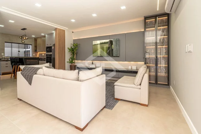 Imagem Casa 4 Quartos, 3 Suítes em Condomínio Fechado | Vargem Pequena | 202m²