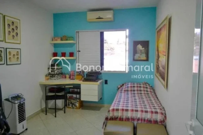 Imagem Casa à venda, em condomínio, região da Hípica, 4 quartos
Sobrado, no piso superior, 4 quartos co...