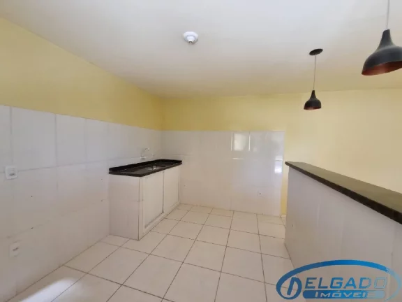 Imagem DELGADO aluga CASA em Itaboraí-RJ, Bairro Ampliação: 1 quarto, 1 sala, 1 banheiro