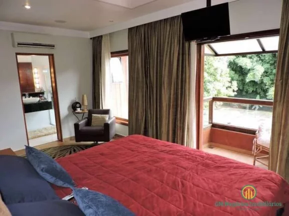 Imagem Casa com 4 dormitórios (2 suites) - Piscina, estúdio externo, SPA!