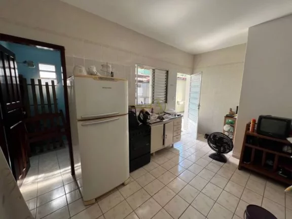 Imagem Casa térrea à venda com 2 edículas em Peruíbe/SP - Bairro Jardim Brasil