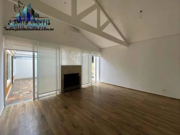 Imagem Excelente casa TÉRREA rústica / contemporânea, com muita personalidade e MANUTENÇÃO IMPECÁVEL....
