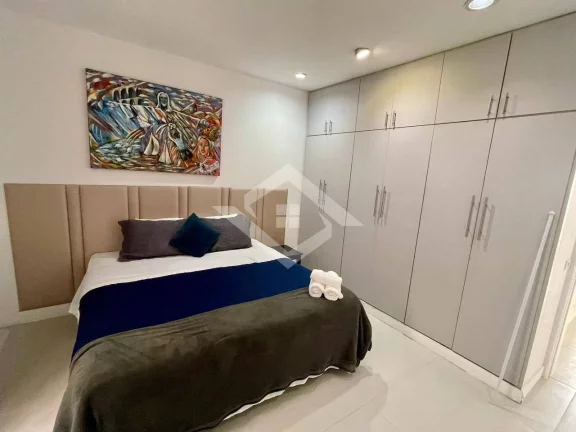 Imagem Alugo apartamento na av Atlantica vista mar com garagem
