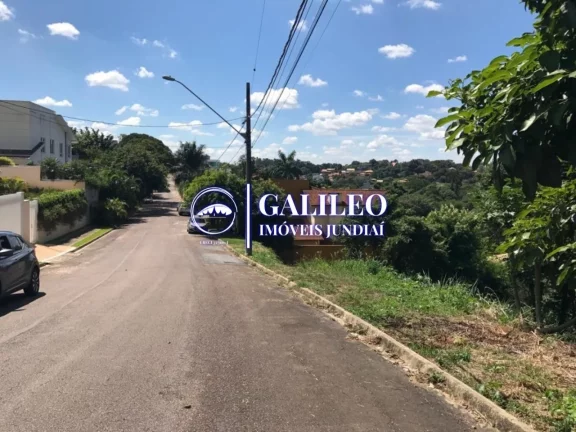 Imagem VENDE Terreno na Malota - Condomínio Chácara Malota - 1.043m2 - Declive - Lago