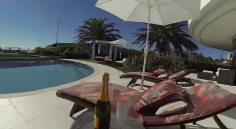 Imagem Casa com 5 dormitórios à venda, 1600 m² por R$ 37.000.000,00 - Jurerê Internacional - Florianópolis/SC