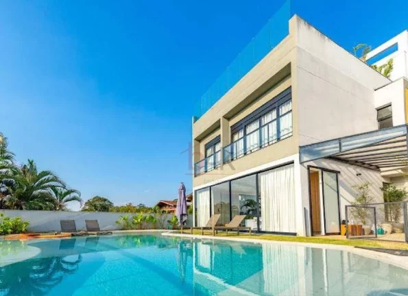 Imagem Casa com 1200m² em condomínio fechado à venda em São Paulo - SP