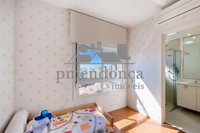 Imagem Apartamento mobiliado em Perdizes com 86,60m², 2 suÍtes e 3 vagas demarcadas.