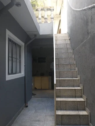 Imagem Sobrado Jardim Santa Edwiges - 140M², 5 Dorms, 1 Suíte, 4 Vagas, Varanda.