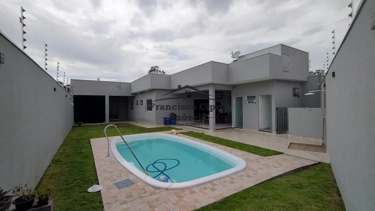 Imagem Casa à venda no bairro Belveder Clube dos 500 - Guaratinguetá/SP