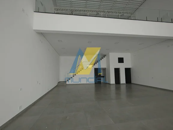 Imagem Salão Comercial Amplo para Locação 300m² | Espaço e Versatilidade