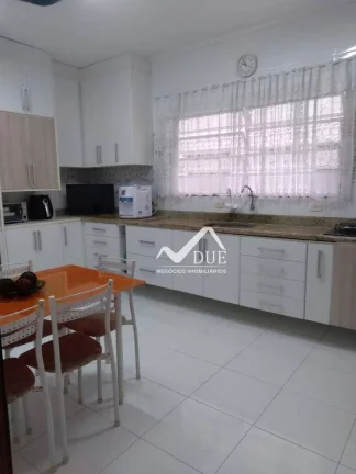 Imagem Sobrado com 3 dormitórios com piscina à venda, 274 m² por R$ 1.600.000 - Embaré - Santos/SP