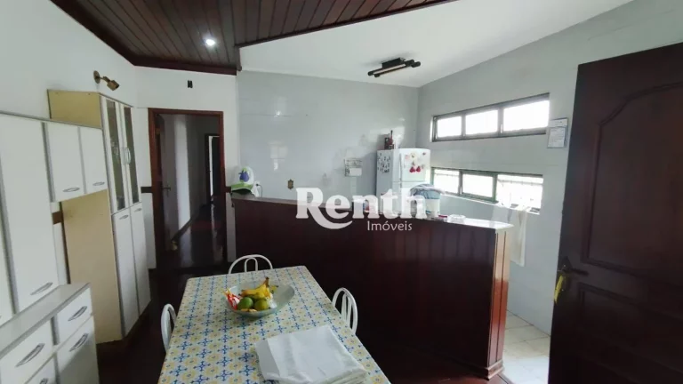 Imagem Casa com 2 dormitórios à venda, 106 m² por R$ 270.000,00 - Parque Universitário - Rio Claro/SP