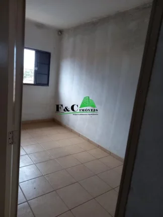 Imagem Casa Comercial para Venda em Limeira, JARDIM LAGO AZUL, 2 dormitórios, 2 banheiros, 2 vagas