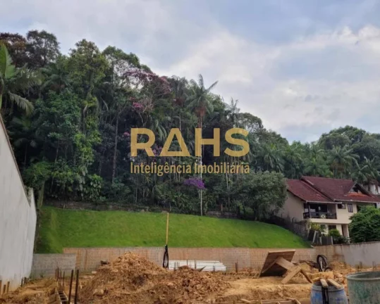 Imagem Lançamento no Bairro Gloria, com excelente localização próximo da Rua Otto Boehm, Rua Aquidaban,...
