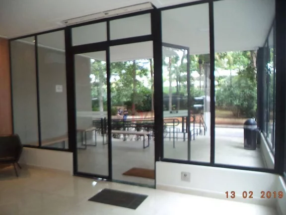 Imagem Sala Comercial de 212m² com 3 Vagas para Alugar na Berrini