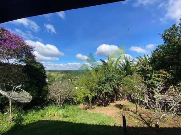 Imagem Chácara à venda localizada no Loteamento Vale Encantado em Atibaia