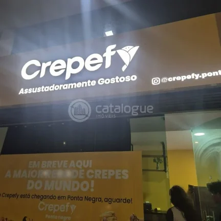 Imagem Repasse de uma Franquia de uma Unidade Crepefay em Ponta Negra- A maior Franquia de Crepes do Mundo/ Aceita Carro