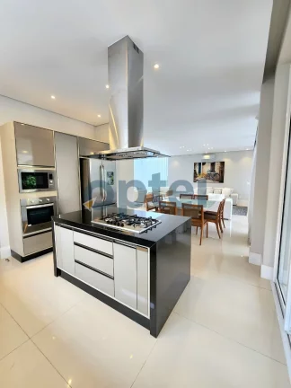 Imagem CASA REFORMADA MOBILIADA E DECORADA COM 5 SUÍTES, À VENDA, 420 M² - JARDIM ACAPULCO - GUARUJÁ/SP