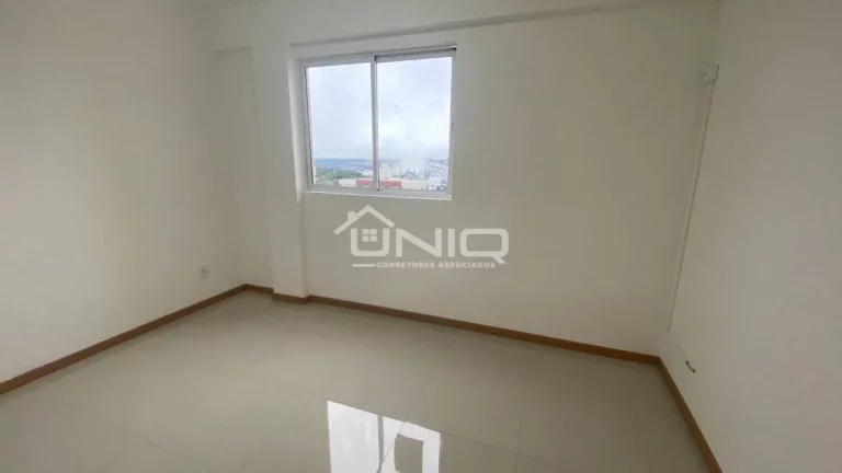 Imagem Apartamento Suíte + 02 Quartos - Ed Moradas do São Francisco