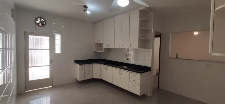 Imagem Oportunidade Casa 3 dorme c/ suíte - Jd. Satélite