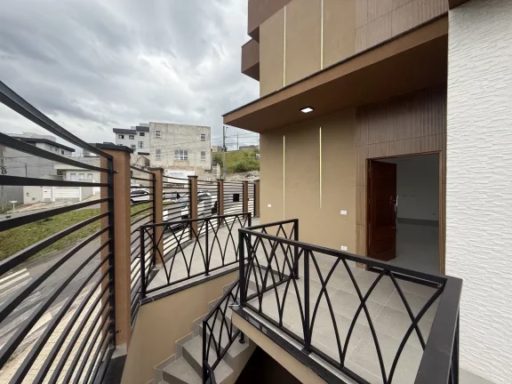 Imagem Casa de Esquina com Vista pra Mata - Portal dos Ipês