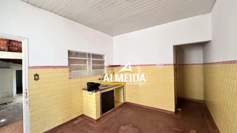 Imagem Casa com 2 dormitórios à venda, 113 m² por R$ 220.000,00 - Vila Aparecida - Rio Claro/SP