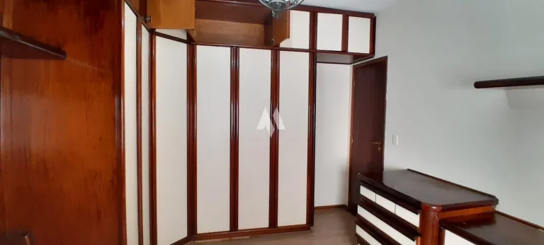 Imagem Apartamento Alto Padrão - 03 Quartos com suíte master - Ponta da Praia