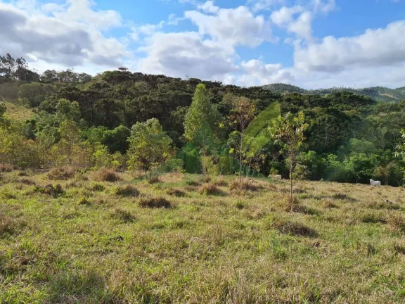 Imagem Sítio à Venda em Atibaia com 15 alqueires